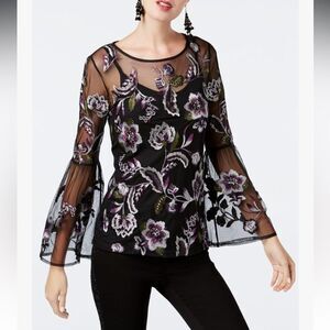 (T2) INC International Concepts Black PS top with floral embroidery, Y2K